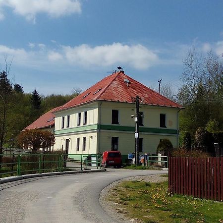 Penzion U Jezu Dobronice Exterior foto